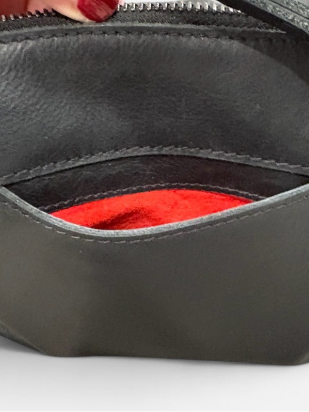 Hammitt LA Black Leather Edgy Messenger Crossbody Bag Red Interior $425 - Picture 11 of 11